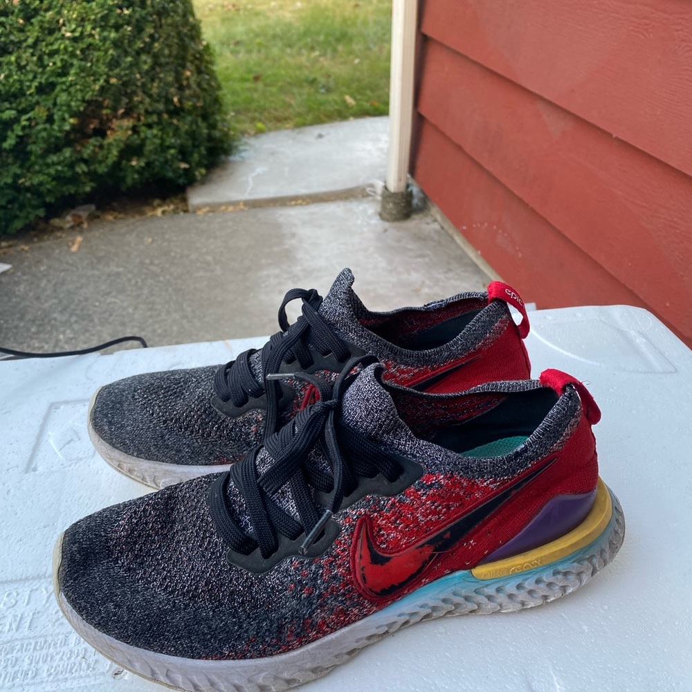NIKE EPIC REACT FLY KNIT 2  BQ8926-007 Men’s Black Red SNEAKER size 7.5